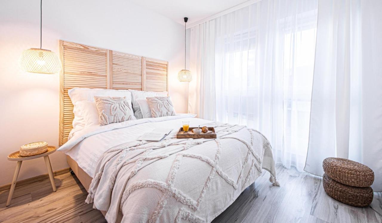 No 6 - Apartment Ostroda